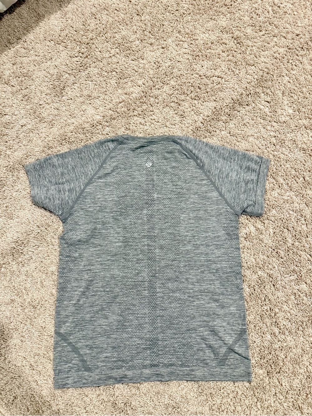 lululemon swiftly short sleeve Gray
